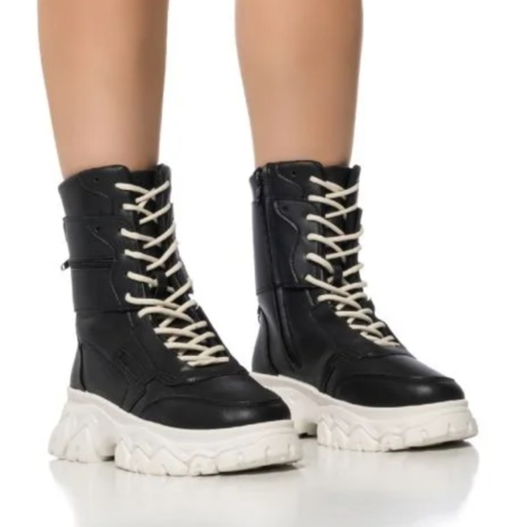 AKIRA Shoes - NWOB AZALEA WANG  BLACK FLATFORM HIGH TOP SNEAKER BOOT SIZE 8